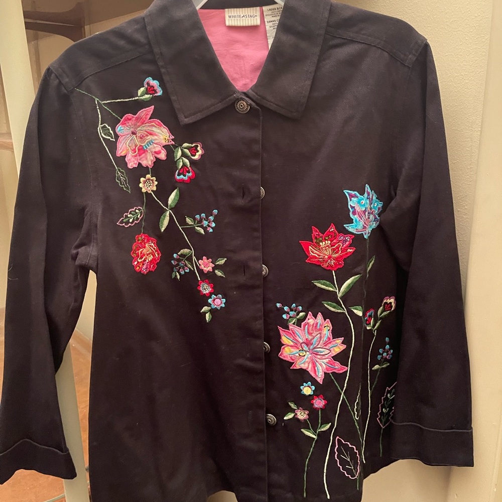 Vintage Black jean jacket floral patterned with beads
